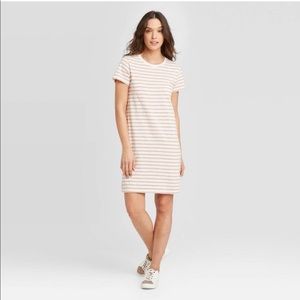 Womens’ short sleeve t-shirt dress XL